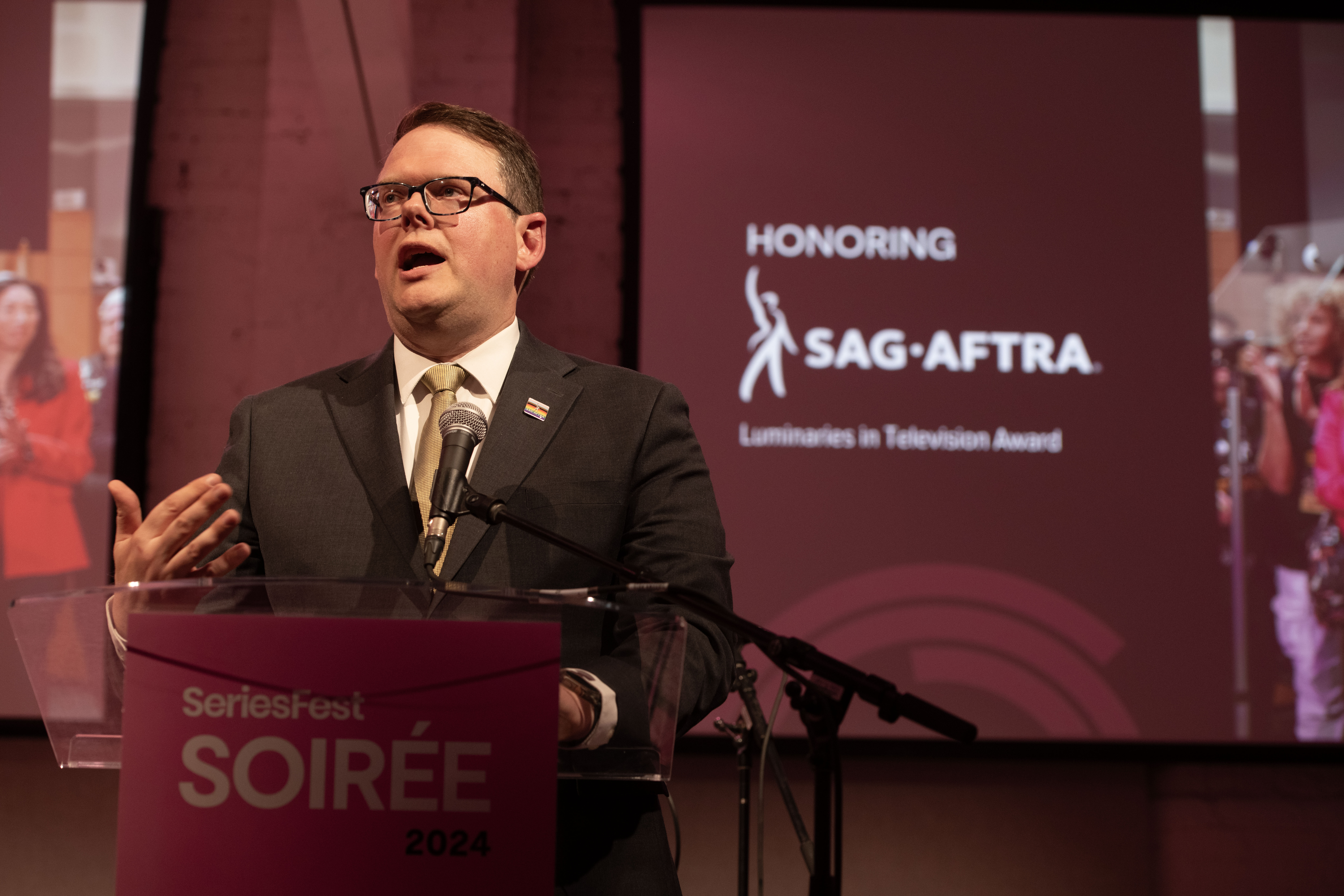 DENVER, COLORADO - MAY 03: National executive director and chief negotiator Duncan Crabtree-Ireland speaks after accepting the "Luminaries in Television Award" at SeriesFest: Season 10 Soirée at Asterisk on May 03, 2024 in Denver, Colorado.  (Photo by Tom Cooper/Getty Images for SeriesFest)